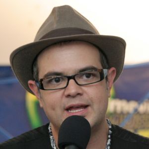 Aleks Syntek y la Gente Normal