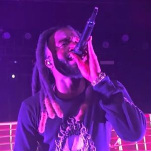 A Bar Song (Tipsy) Piano Song